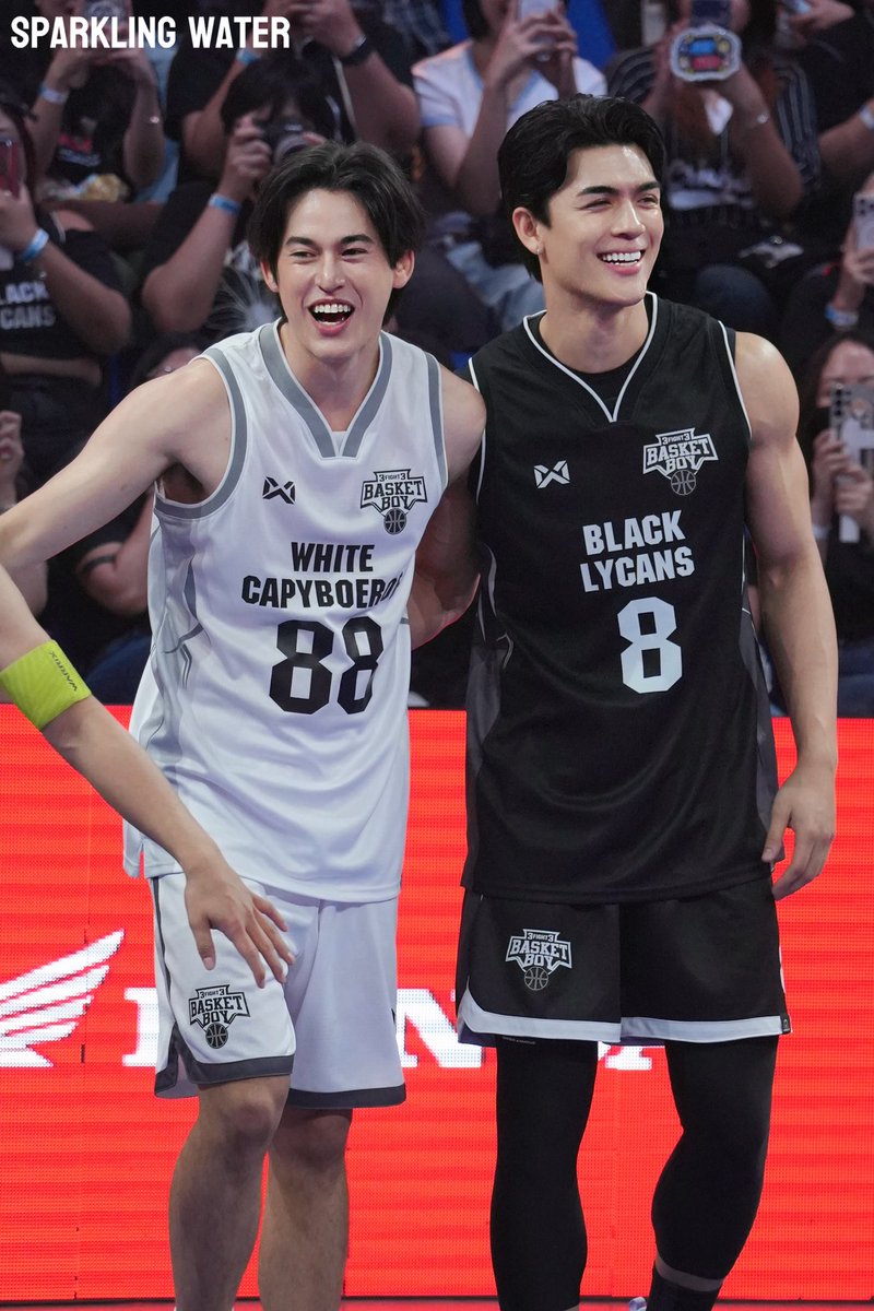 Sparkling Water tweet media