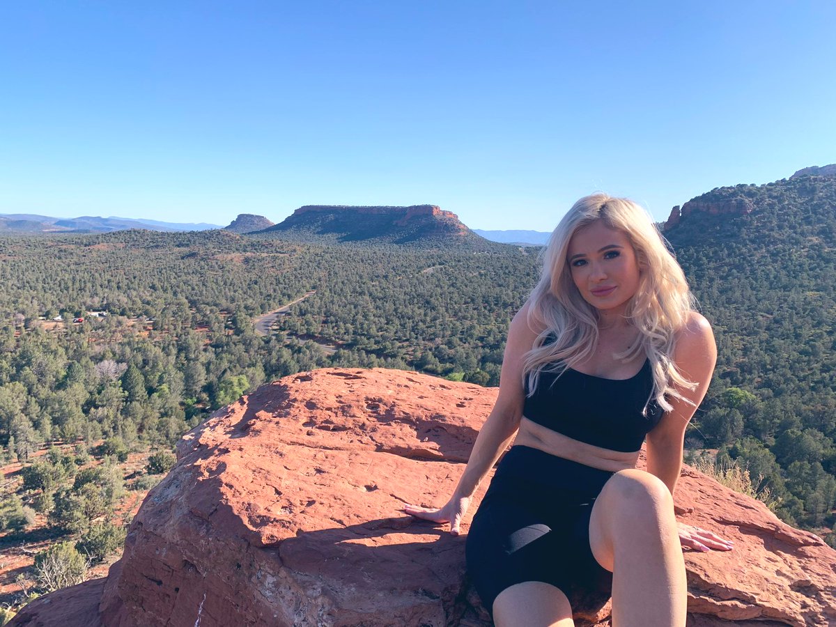 Doing just fine on this invasion 🛸 👾 👽