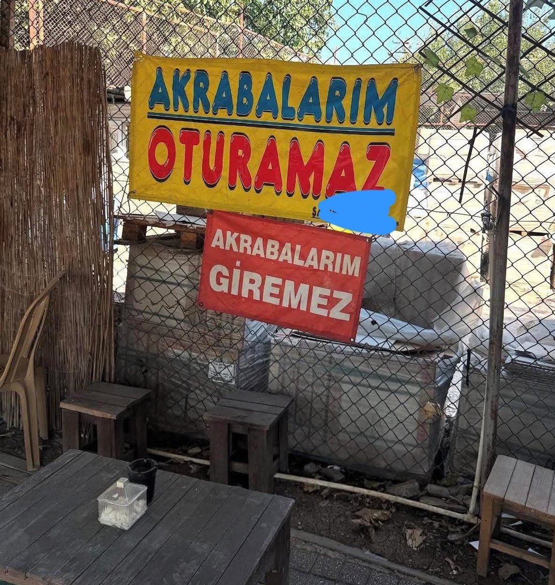 "Elalem" de var ama yinede siz bilirsiniz  :)🤷‍♂️
Akraba, elalem bunlarda terör örgütü sayılmalı 😄