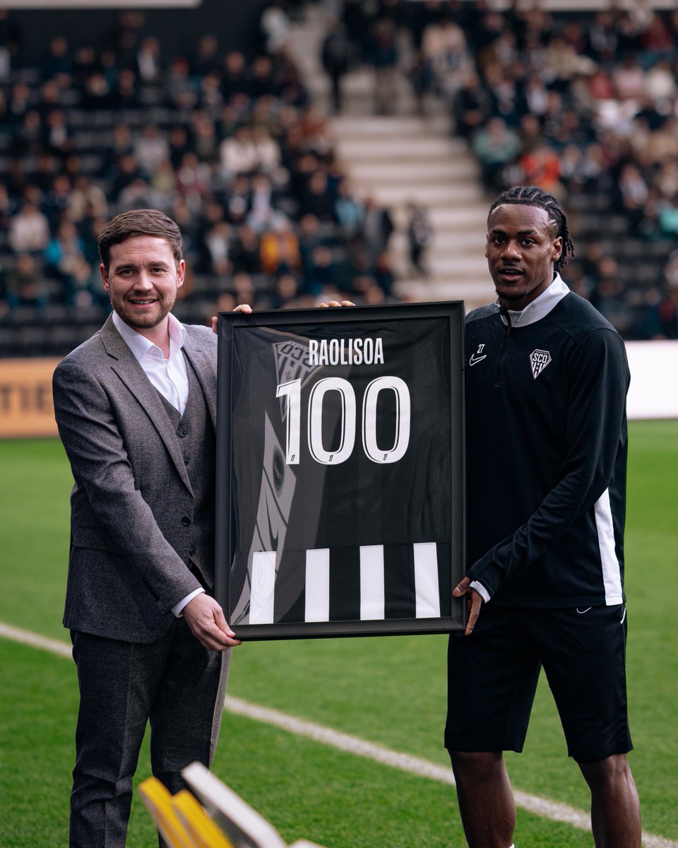 Bienvenue dans le club des 1⃣0⃣0⃣, Lilian 🖤🤍

#SCOTFC