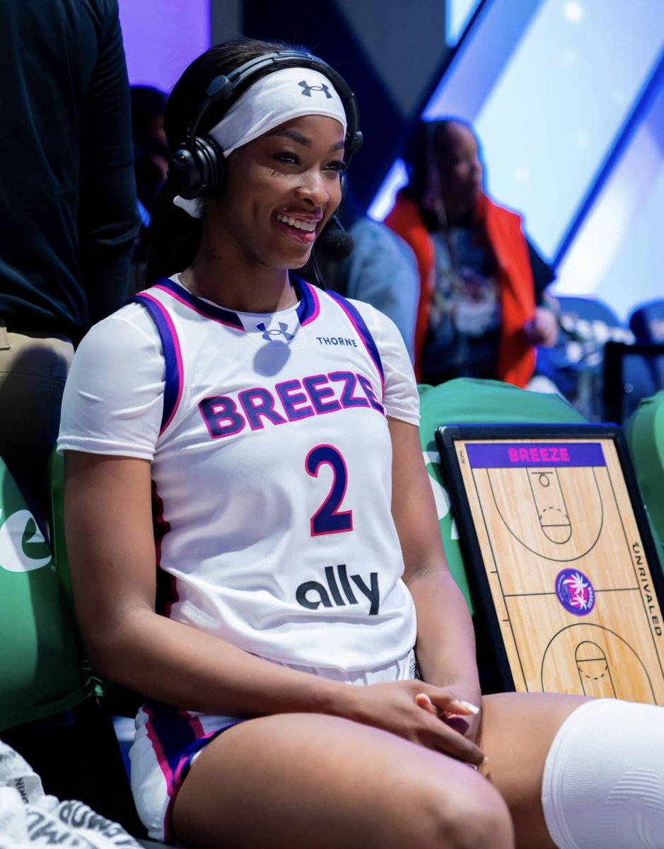 Sending love and prayers 💜💕