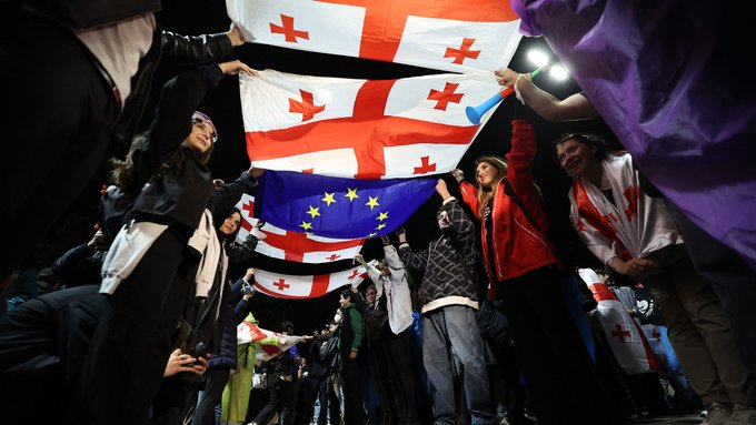 Georgians are an example for the world.
For months, they have protested against the government's authoritarian drift.
Too often we take freedom for granted.
Georgia reminds us of a simple truth: freedom is always worth fighting for. 
Georgians are doing exactly that.

🇬🇪🇪🇺