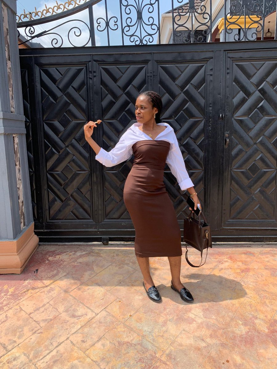 Precious_Linex's tweet image. No rush today.

Just good clothes, clear thoughts, and faith in the process.

Building skills.
Building taste.
Building momentum.

Sunday looks good on me.

Happy Sunday lovelies 
#CreativeLife