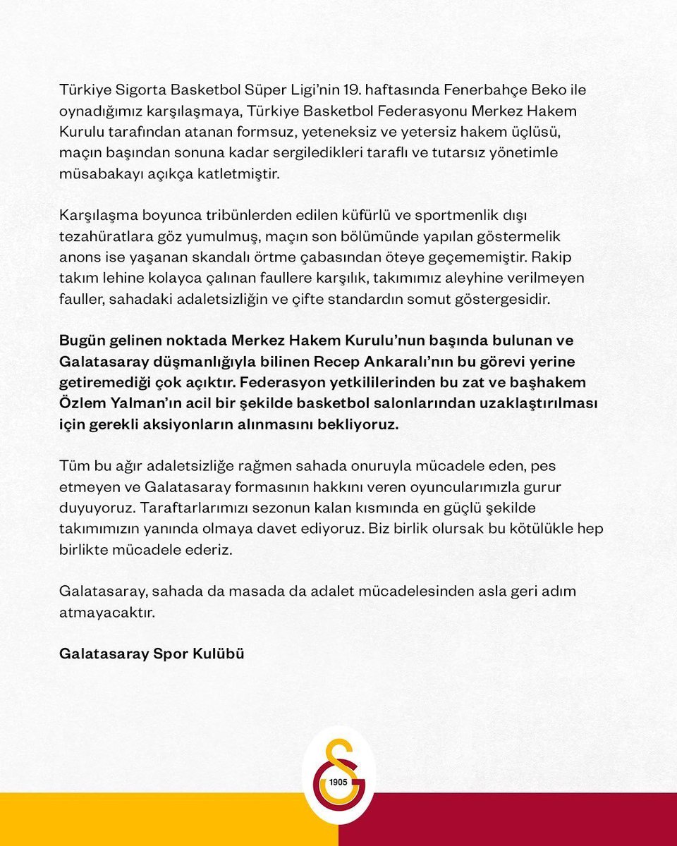 Yahu insan şu açıklamayı yaparken utanır! Tabii utanması varsa! 
Eğer bir hakem olayı varsa, en çok senin lehine karar çıktı! 
Son 3 dakikada 10 sayı geriden gelip öne geçtiysen bu hakemlerle geçtin! Ama kazanamadın! 
Sonuçta Euroleague şampiyonuna yenildin! Bunun keyfini sür!