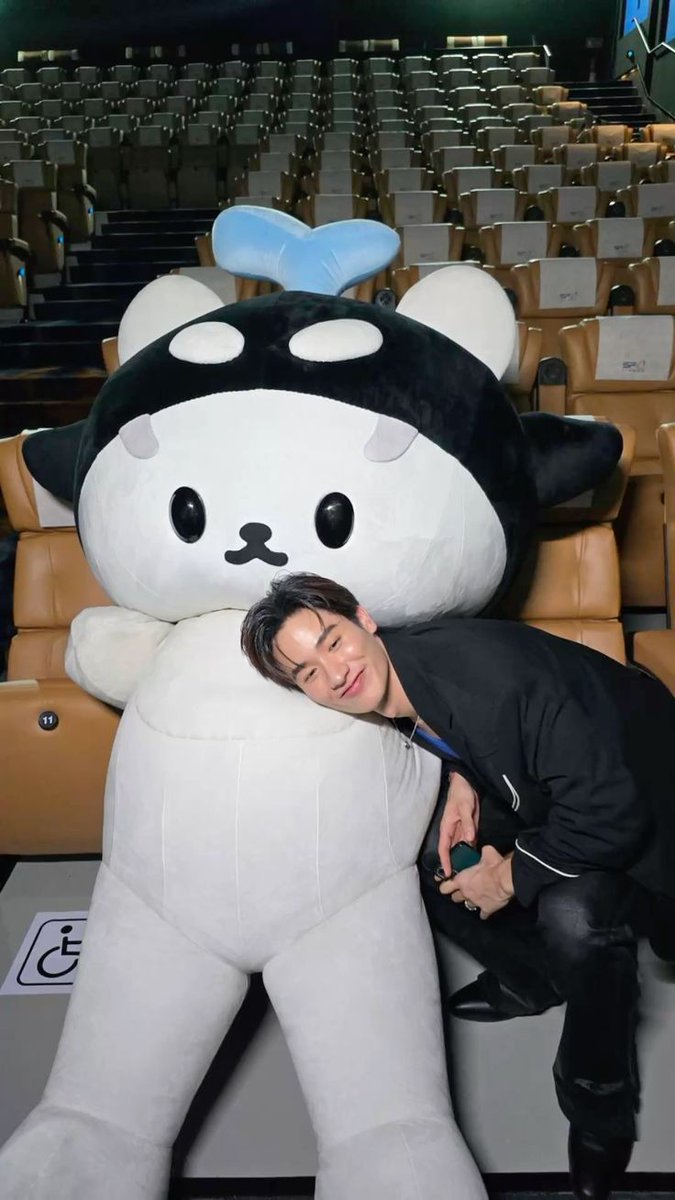 Here’s a bunch of cuteness from Tay and San 🥹💖

#Tawan_V #Polcasan 

<a href="/Tawan_V/">เทย์ทาวาฬ</a>