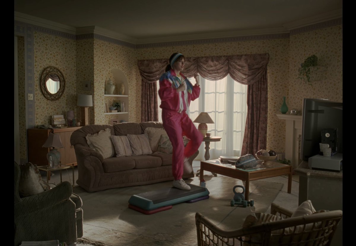 where does the pink glass ball go? on the coffee table