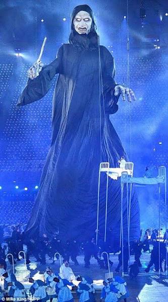 SfigaNera🌚aChiCiVuolMale🌬️ tweet media