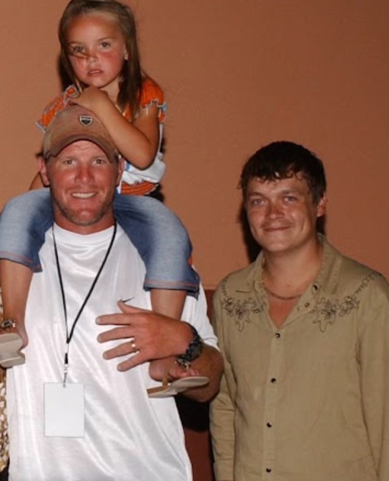 Brett Favre tweet media