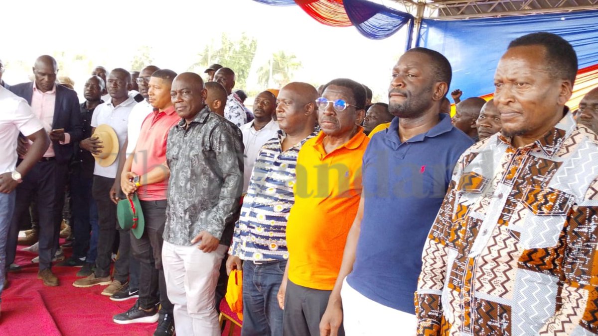 kosgei_tim88070's tweet image. What we witnessed in Busia wasn’t a rehearsal or a rented crowd it was a movement. With @edwinsifuna and @orengo_james leading the #ODM Linda Ground Drive, the energy was raw, spontaneous, and unmistakably organic. No stage management, no scripts just the people.We the people!!💪