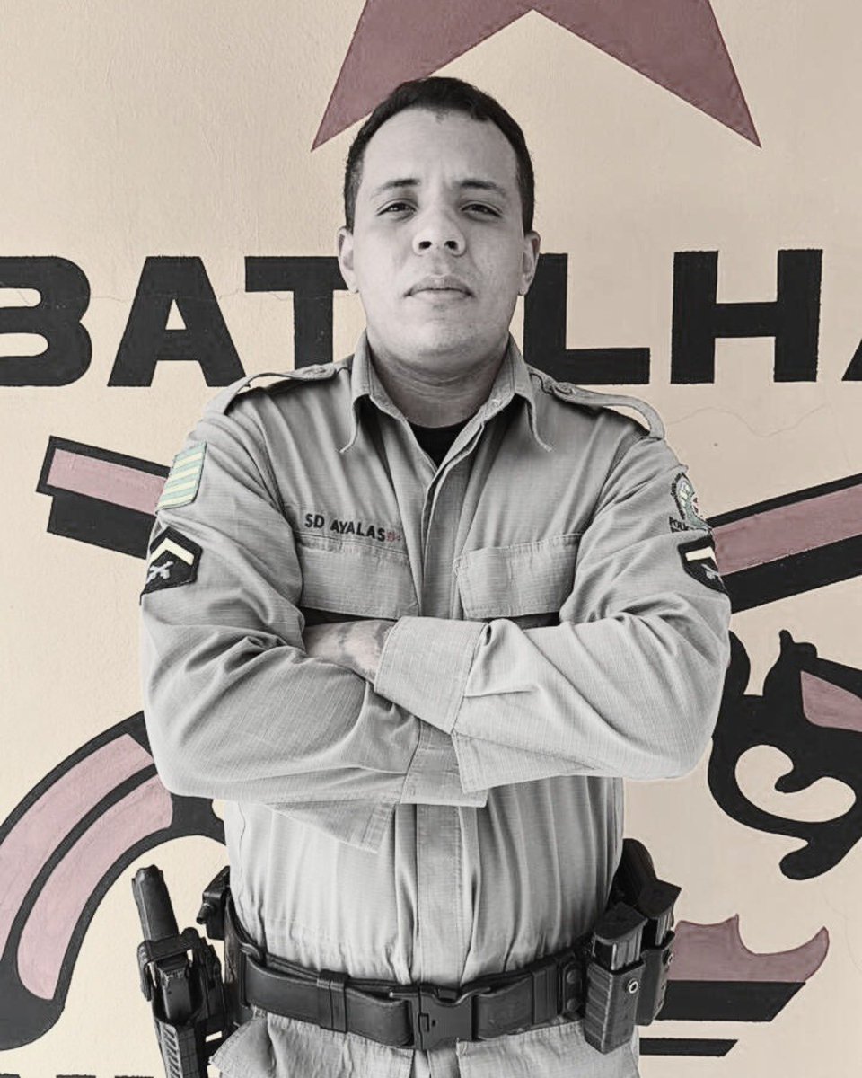 Com muito pesar, Gracinha e eu lamentamos o falecimento do soldado da Polícia Militar Isaque Ayalas Ribeiro Lustosa, de apenas 28 anos. 

Mesmo em seu momento de folga, este jovem soldado demonstrou coragem e senso de dever ao intervir para proteger um cidadão em Goiânia.

Sua