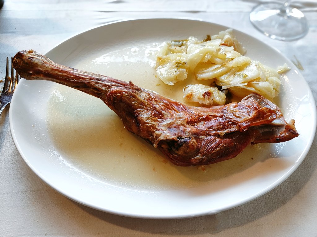 Álvaro de Diego tweet media