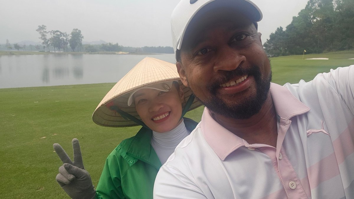 BeranSamba's tweet photo. Boat ride to BRG Kings Golf Course - Lakes course. Great day of golf with a knowledgeable Caddie! https://t.co/Pd0r6THmAp