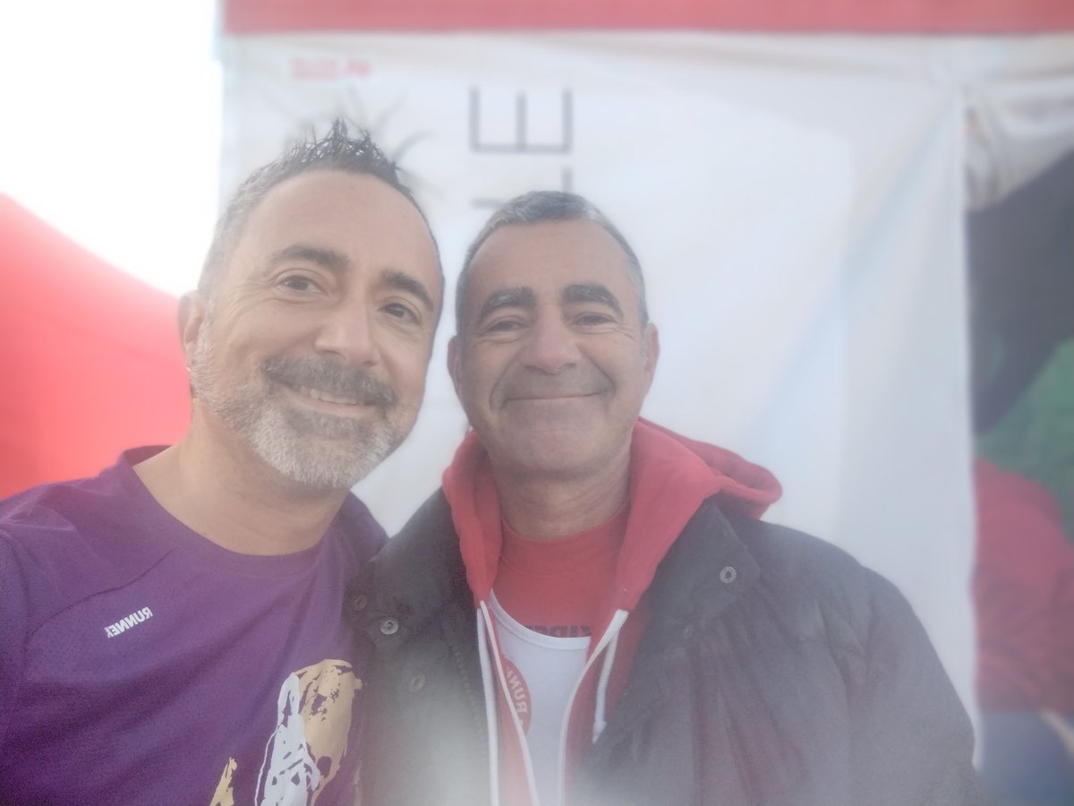 GabrieleGalilea's tweet photo. Segui il Maestro e troverai la felicità :  oggi nella mezza maratona a casa sua a #fregene , ho seguito i suoi consigli e alla fine Personal Best abbattuto di oltre un minuto : 1'47'20.  Sempre sopra #lasolitamerda e sempre #runnertartaruga ma oggi un pochino più veloce .. 😊🏃🐢 https://t.co/L9z1tlqlFh