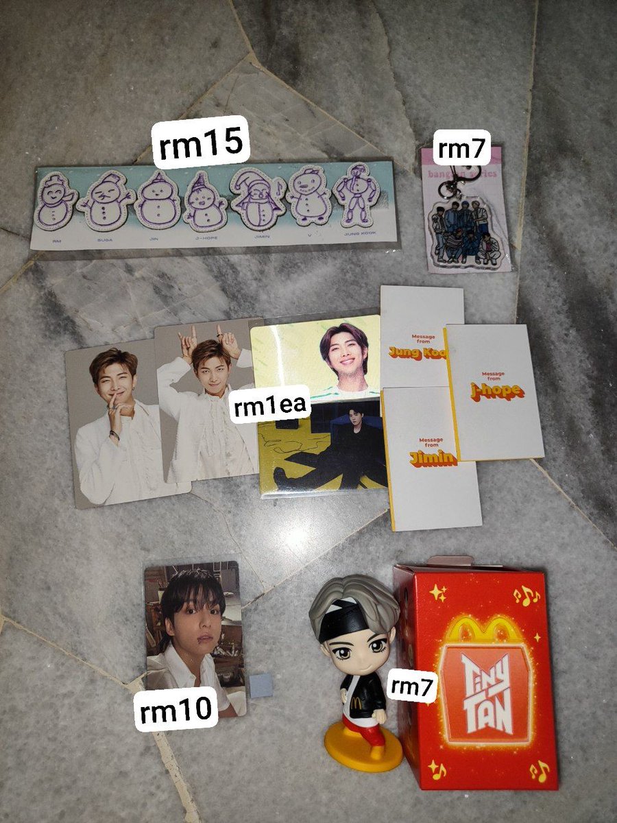 mooniversmin's tweet photo. clearance @BTSMarketMY #myarmyjual #pasarBTS #pasarBTSMY https://t.co/22yPWIutv2