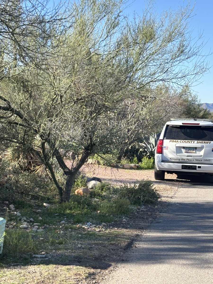 aacuna1's tweet image. Right now: A Pima County Sheriff’s Deputy just pulled up to Nancy Guthrie’s house. This, as we await developments following the Guthrie’s heart wrenching plea to their mother’s abductor(s) to return her and that ‘will pay’