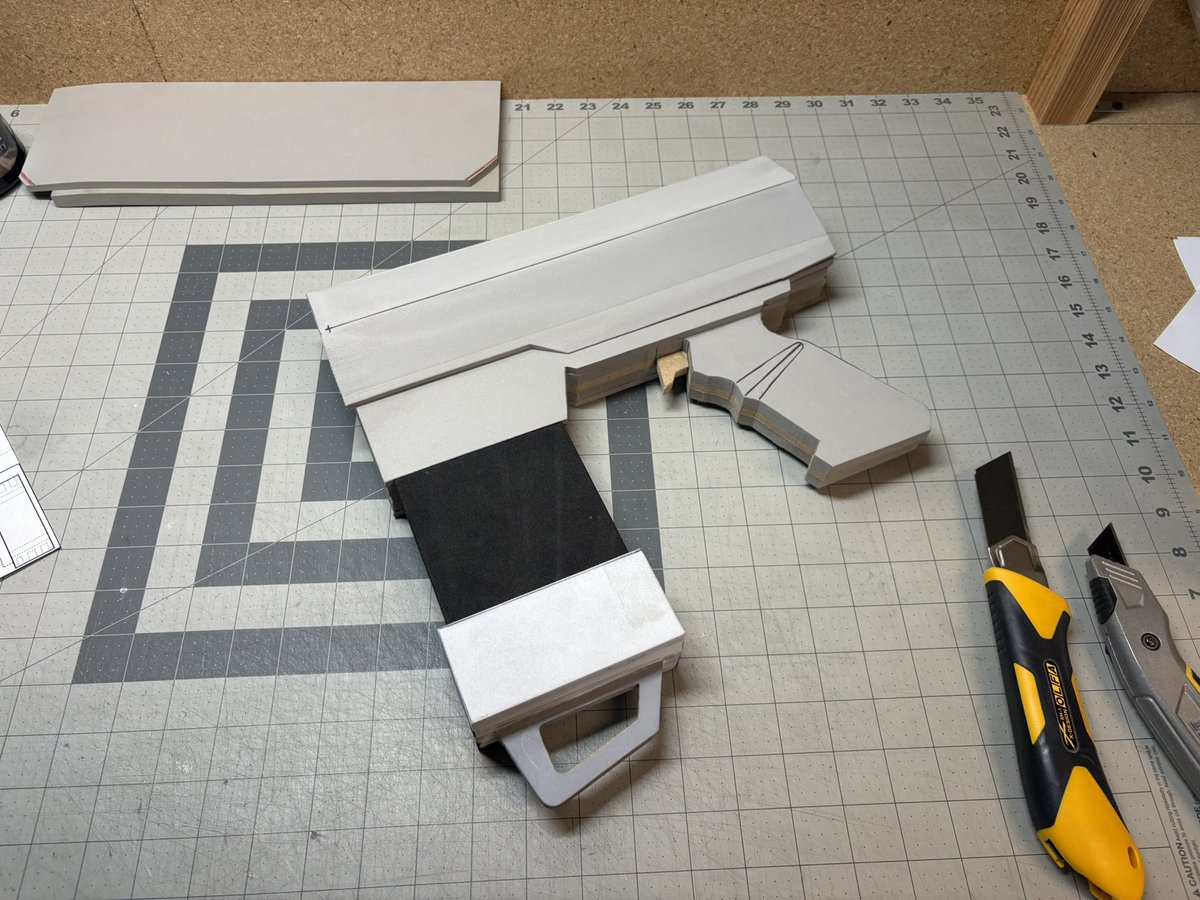 pressxprops's tweet photo. I started a new project and forgot to post on X. Here’s the progress so far. https://t.co/WmLs1vnlRf