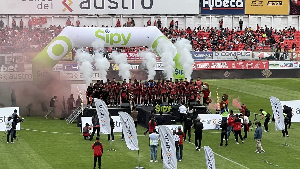 Plantilla 2️⃣0️⃣2️⃣6️⃣ #DCuenca:

 * ARQUEROS:

1. Facundo Ferrero
2. Ethan Minda
3. Josué Méndez

* DEFENSAS:
4. Ariel Mosquera
5. Félix Angüisaca
6. Santiago Postel
7. Patricio Boolsen
8. Mateo Piedra
9. Eddie Guevara
10. Andrés López
11. Yeltzin Erique 
12. Carlos Arboleda

*