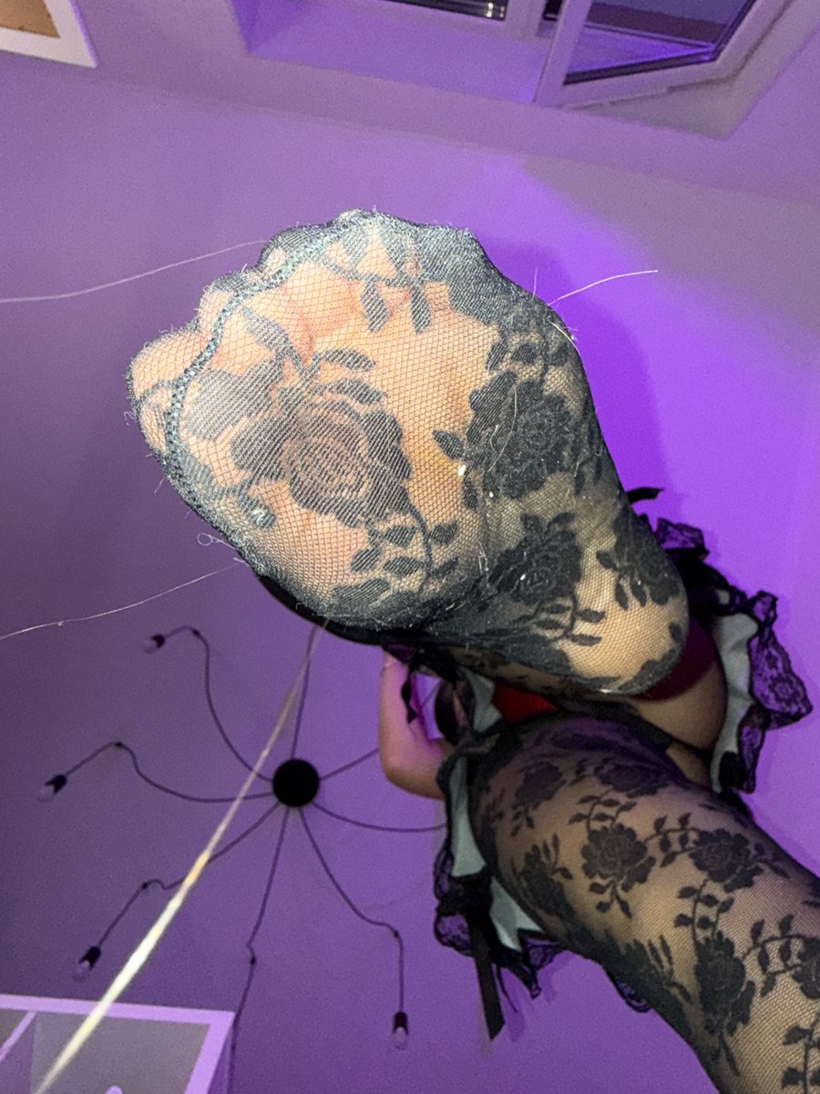 Miss York tweet media