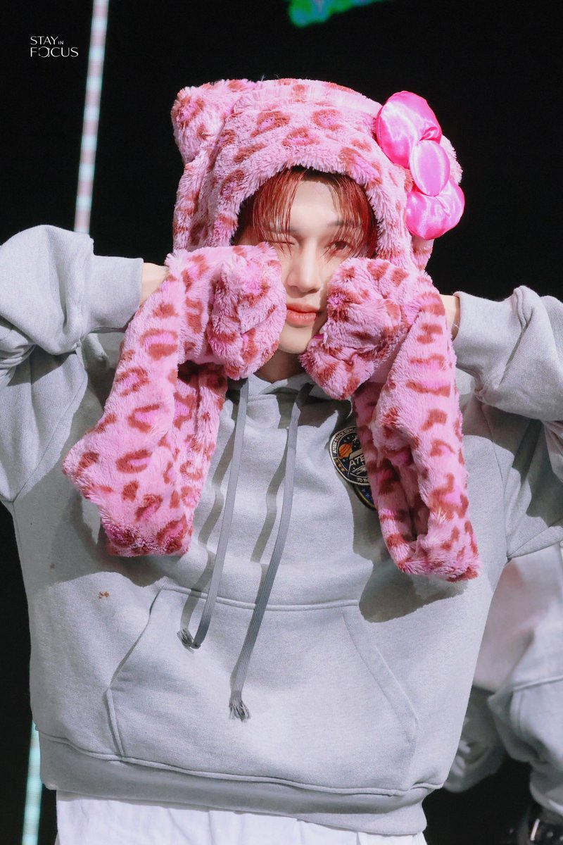 stayinfocus_jwy's tweet photo. 260208 MAKESTAR 팬싸 HQ3P

#에이티즈 #ATEEZ #우영 #WOOYOUNG 
@ATEEZofficial https://t.co/5RoILUBGi5