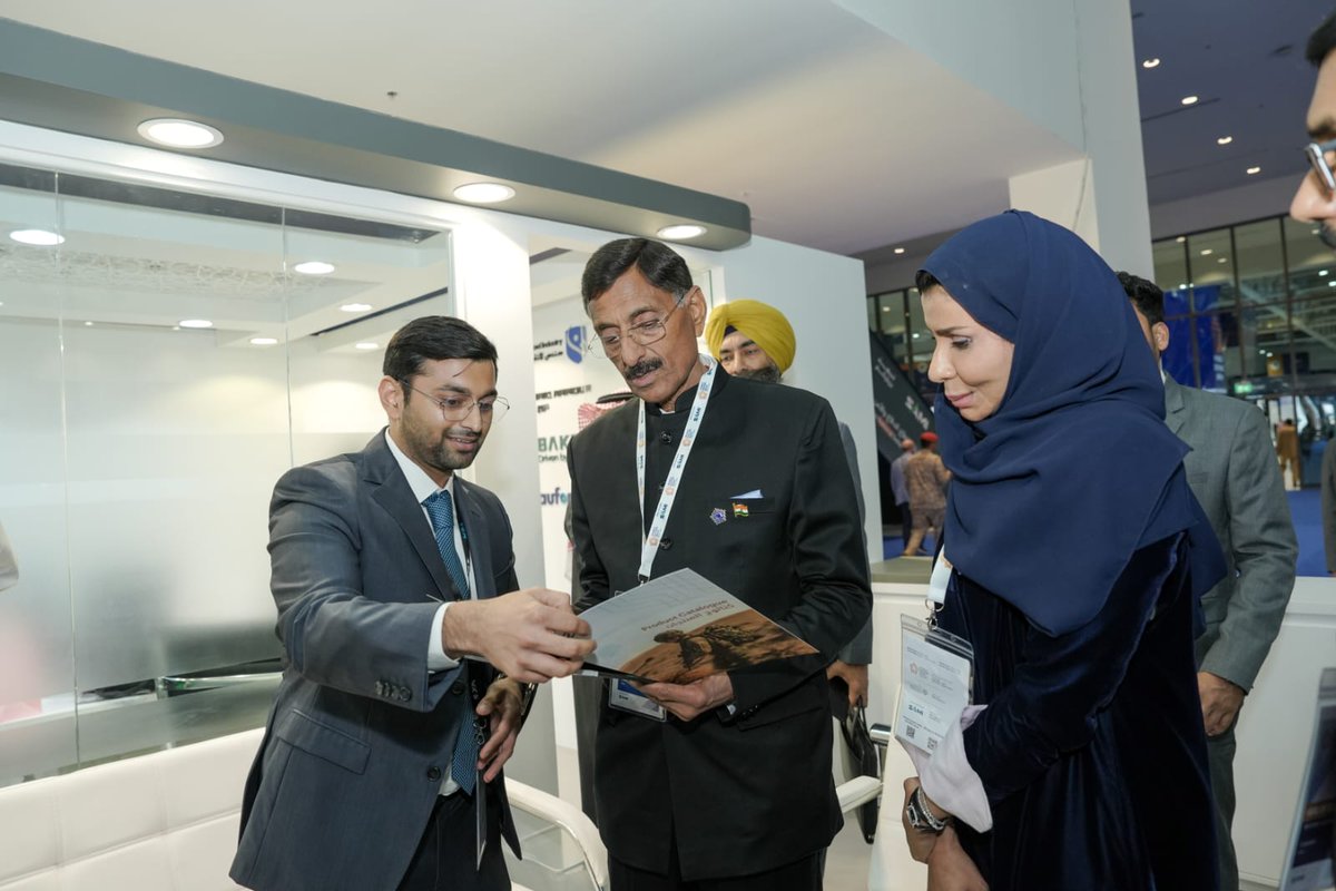 SethSanjayMP's tweet photo. Visited Indian 🇮🇳 defence industry stalls at the World Defense Show #WDS2026.
Interacted with leading Indian companies and reviewed their efforts to boost defence exports, expand global market access and strengthen India’s position as a reliable defence manufacturing partner.
Under PM Shri Narendra Modi ji’s leadership, India’s journey towards an Aatmanirbhar and globally competitive defence ecosystem is gaining new momentum.” @narendramodi
@rajnathsingh
@WDS_KSA
@SpokespersonMoD @DefProdnIndia @MEAIndia @PMOIndia