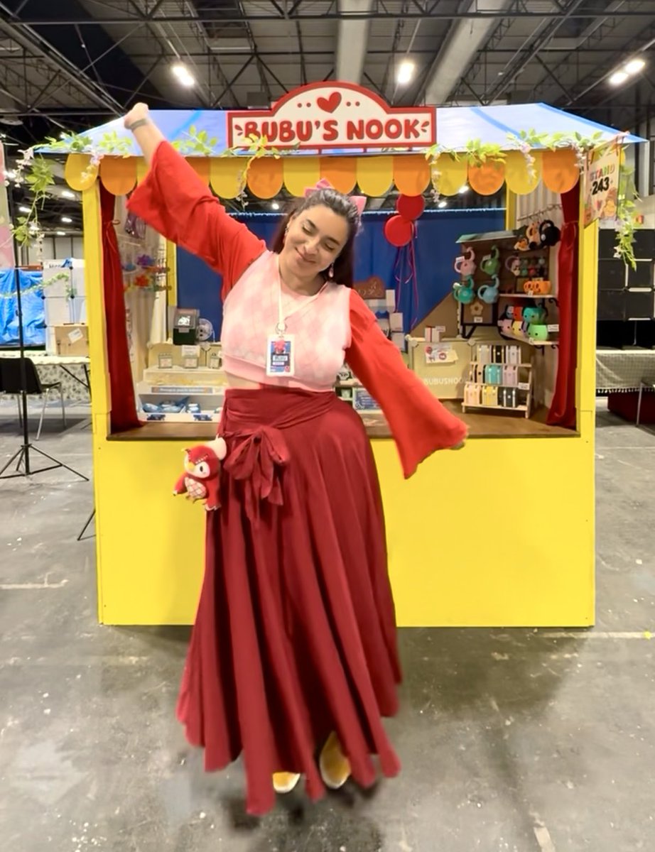 Personitas que vengáis a la Japan Weekend de Madrid!!!!!! 📢📢📢

El finde del 14 y 15 de febrero estaré en el stand 02 de la zona COMERCIAL del pabellón 6!!!! 

si pudierais compartir este post me ayudaríais un montonazo a llegar a más gente!! mil gracias 😭🥰❤️‍🩹