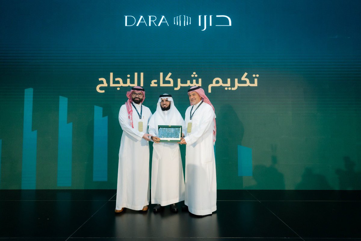 أرُب tweet media
