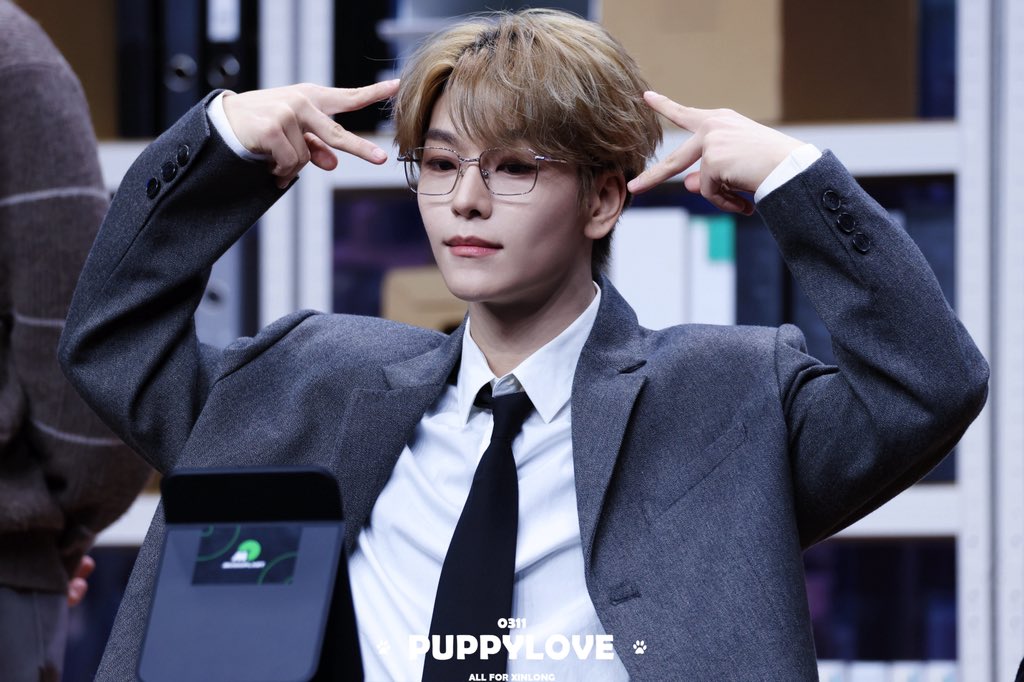 🫤 #XINLONG #鑫隆 #씬롱 #ALPHADRIVEONE #허씬롱 #シンロン