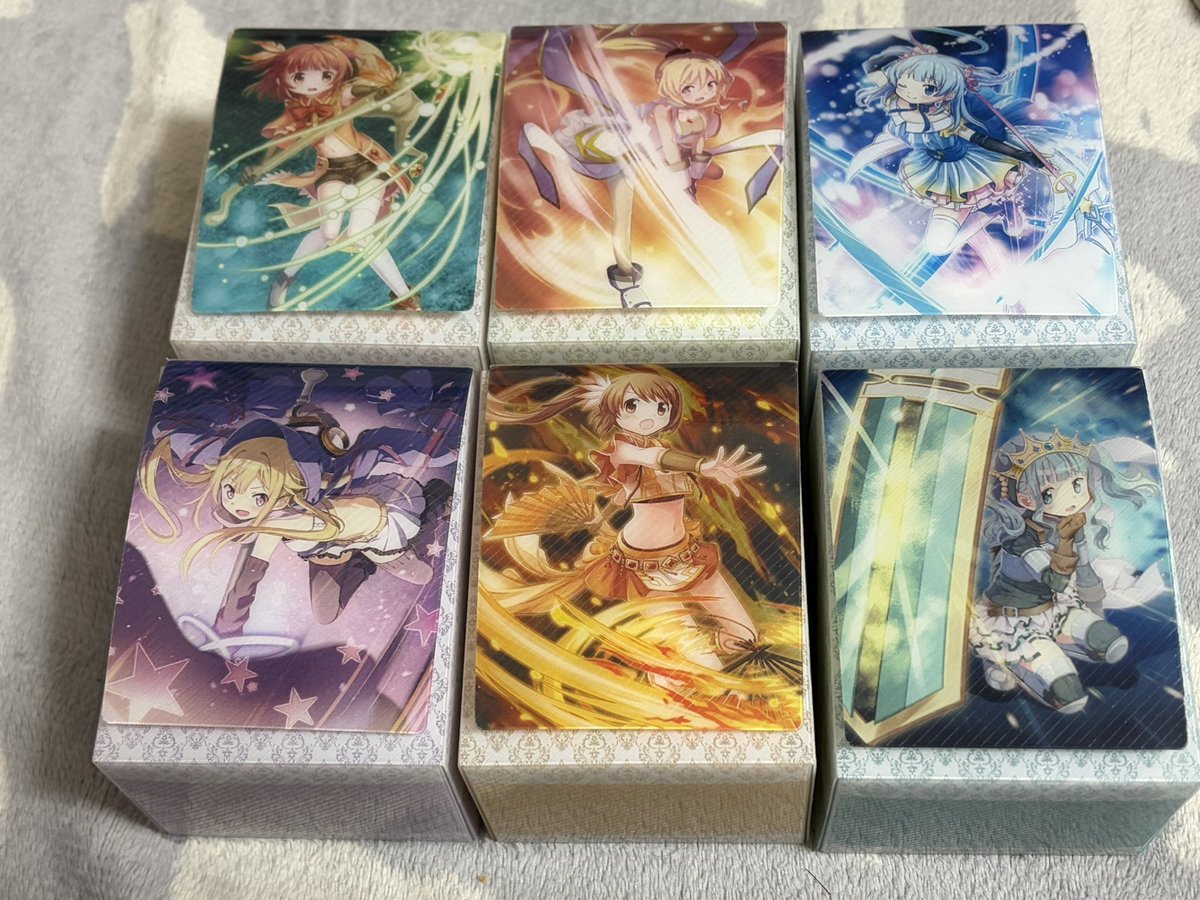 マギレコのデッキケース、もう少し欲しいなぁと常々思ってる