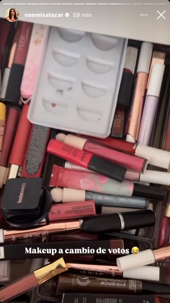 realitiescom's tweet photo. cuando tu madre ha demostrado ser más mala que la tiña toca ofrecer maquillaje y croquetas a cambio de votos, penosas #GHDuo7F #GHDuoCuentas5 https://t.co/dWjvtRXxQb