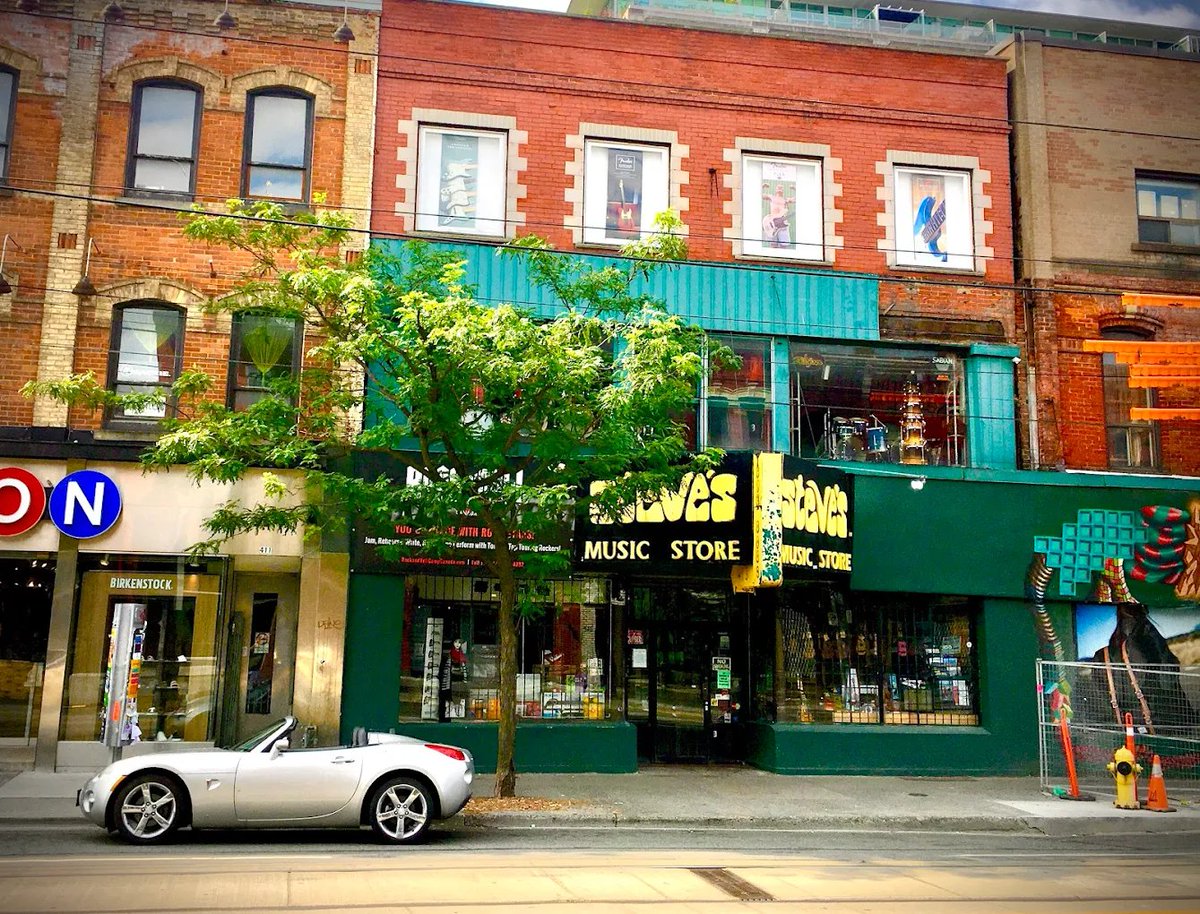 Ted_Nye's tweet photo. STEVE'S MUSIC IN TORONTO IS CLOSING. https://t.co/I7bzlwdet0