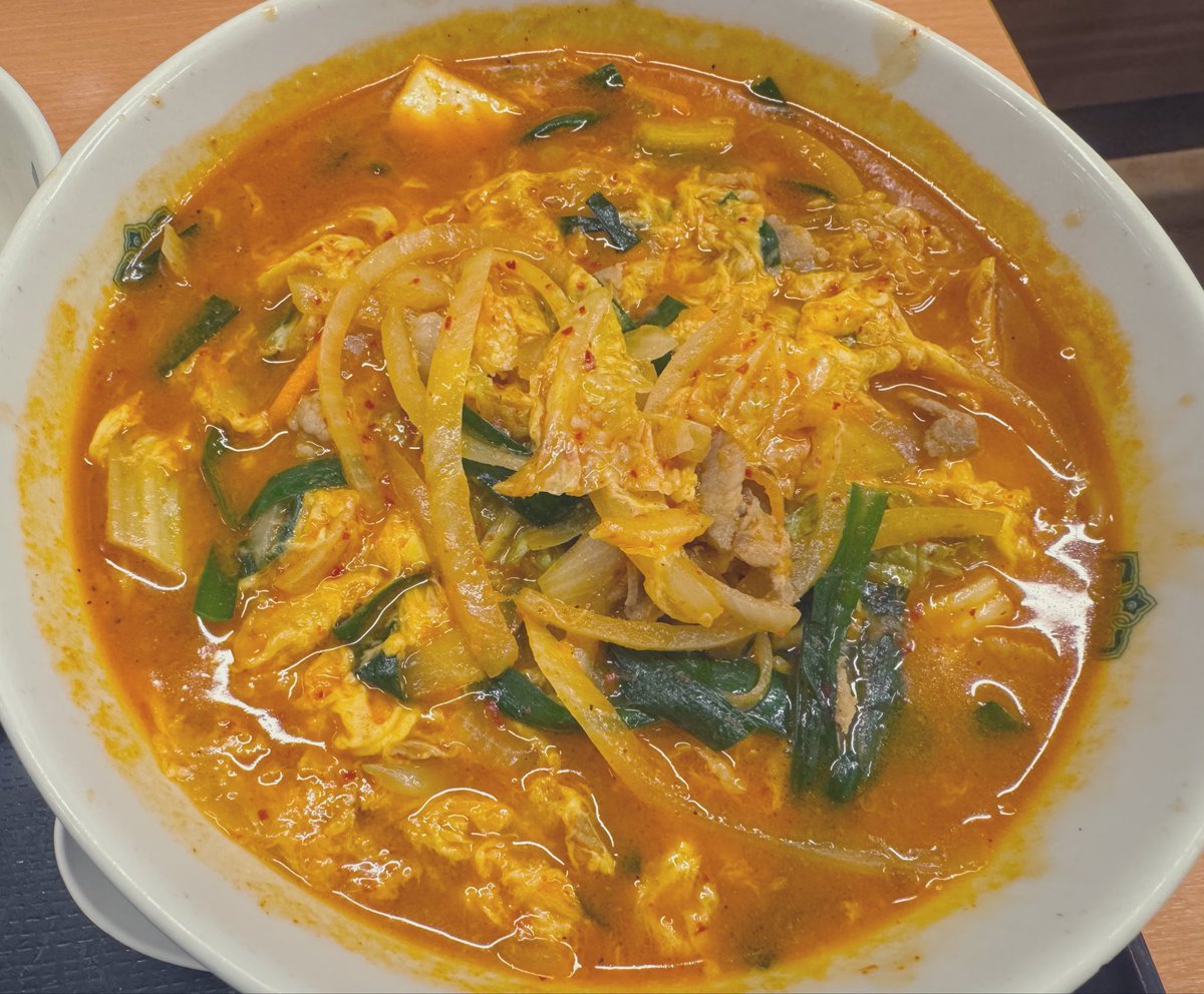 雪の日にチゲラーメン食べれた。
幸せでした。

#日高屋