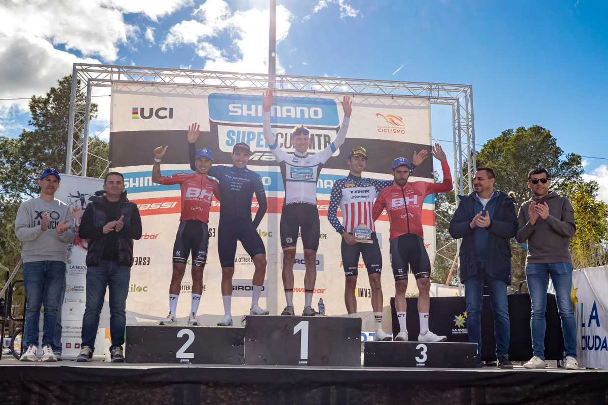 Bernabé Cano tweet media