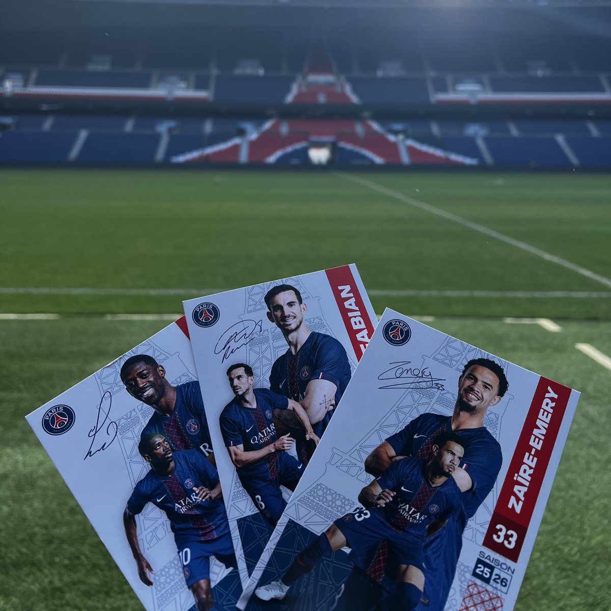 PSG Fan Services tweet media