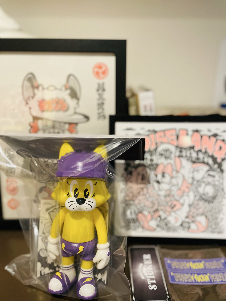 雪の舞う中、無事お迎えに行って来ました！
こだわりが詰まった至極の一品

ん〜、パーフェクト😻😻😻
<a href="/shitsugyou_otou/">STOT</a>

#Shittycat
#Noiseland