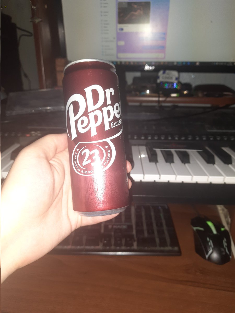 LRdcrow's tweet image. I love Dr.Pepper