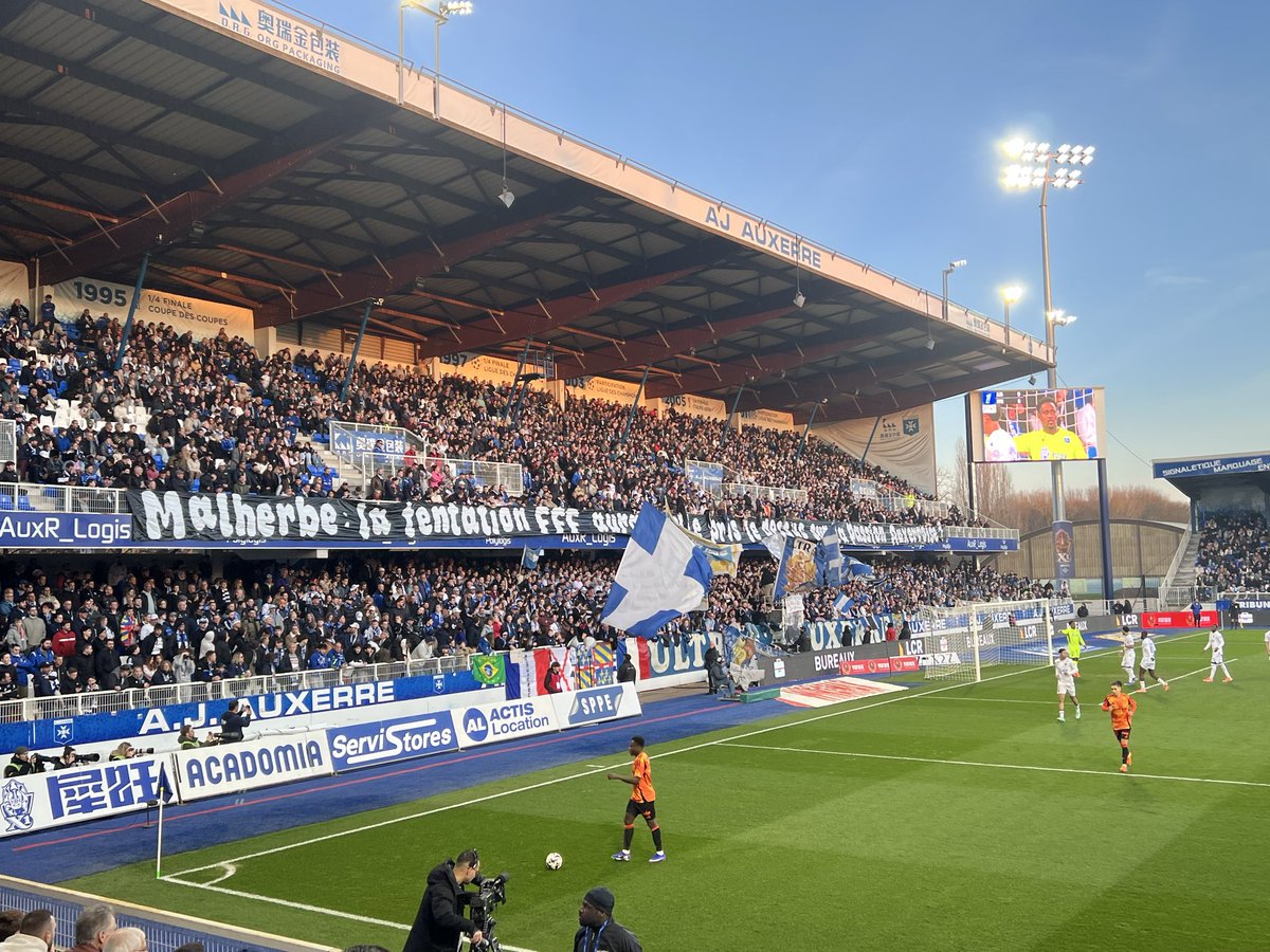L' Abbé Dédé (@labbedede) on Twitter photo 