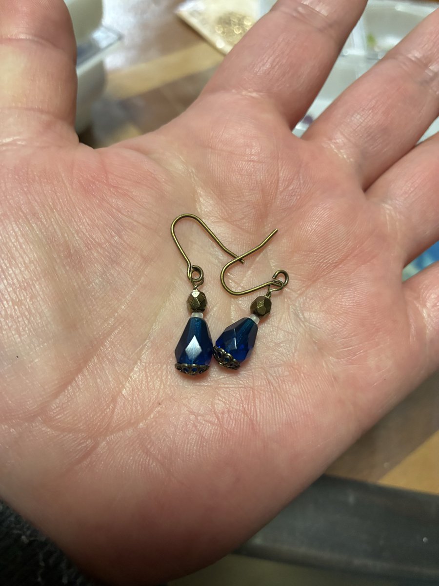 ピアス作ってみた！ お気に入り💜 #おんちゃん工作