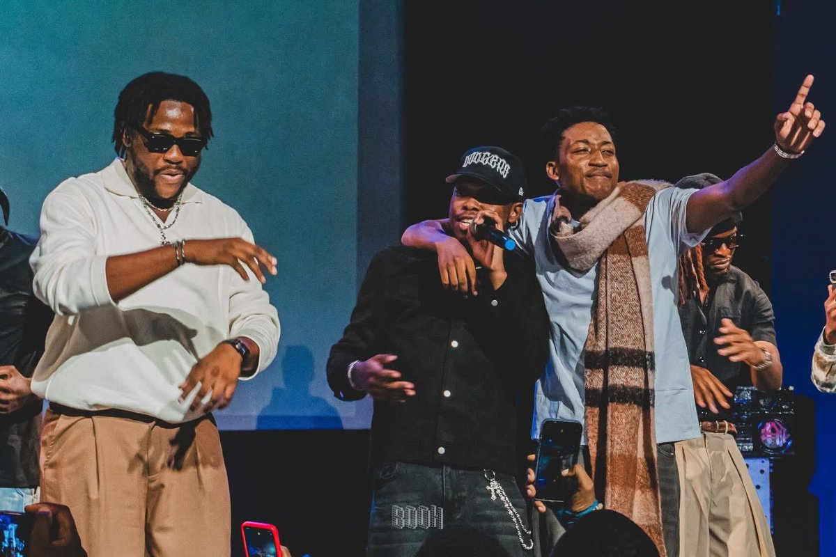 ColorfolApp's tweet image. Hier soir à l’IFC de Yaoundé, ce n’était pas juste un concert.
C’était une rencontre. Une communion. Une déferlante d’énergie.

Le groupe @trois_officiel a livré un show intense, porté par un public venu nombreux, présent à chaque note, chaque mot, chaque vibration. Des mains…