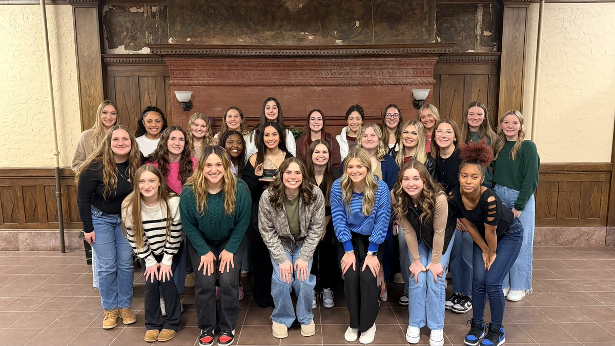 Waldorf Volleyball tweet media