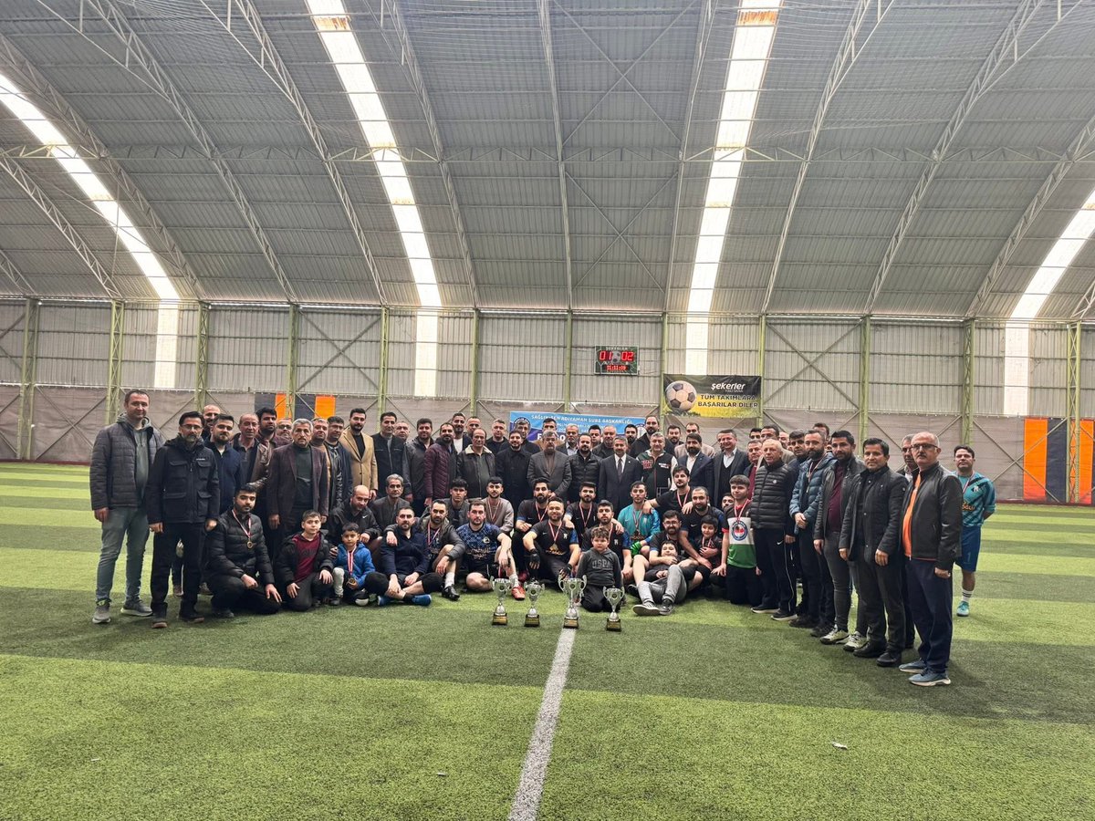 Sağlık-Sen Adıyaman Şubesi olarak düzenlemiş olduğumuz Futbol Turnuvamızın Final Maçı’na katılımlarıyla bizleri onurlandıran;

➡️ AK Parti Genel Merkez Teşkilat Başkan Yardımcısı, Adıyaman Milletvekili Sn. Av. Mustafa ALKAYIŞ,
➡️ AK Parti Adıyaman İl Başkanı Sn. Av. Ekrem ÇADIR,