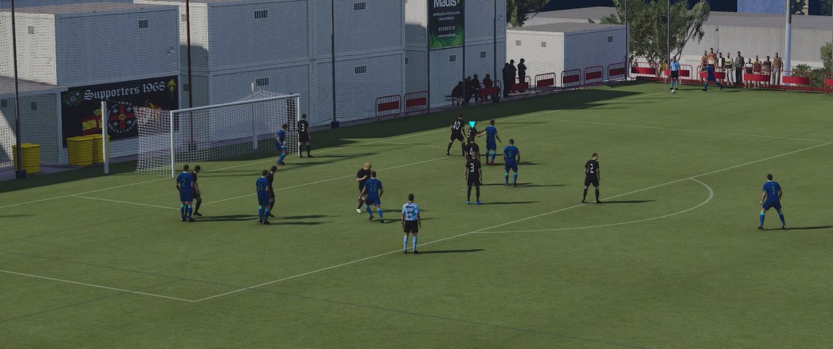 RetroVenFan tweet media