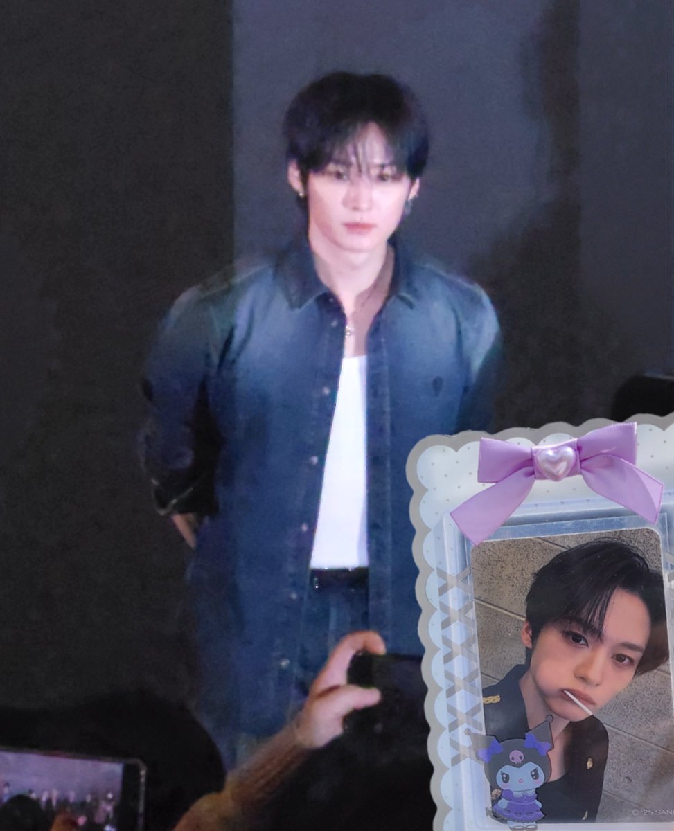 leepudding_'s tweet image. 짜잔 포카샷 ㅎㅎㅎㅎ 합성임 ㅜㅜ정신없어서 아무것도 못들고감