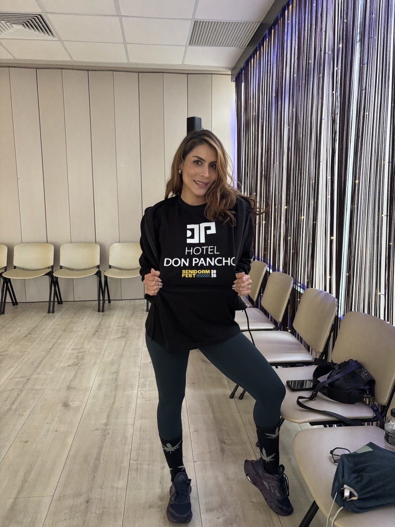 Ensayando en casa 💙 <a href="/Sargentoleon/">María León</a>
#BenidormFest2026 #DonPanchoMoments #WelcomeMoments <a href="/BenidormFestTVE/">Benidorm Fest</a> 
<a href="/BenidormAyto/">Benidorm</a> 
<a href="/benidormfestleg/">Benidorm Fest LEGO</a>
<a href="/escplus_es/">ESCplus España 🇪🇸 | Noticias de Eurovisión</a> 
<a href="/eurorinconn/">El EuroRincón</a>
<a href="/euromovidas/">Euromovidas</a>