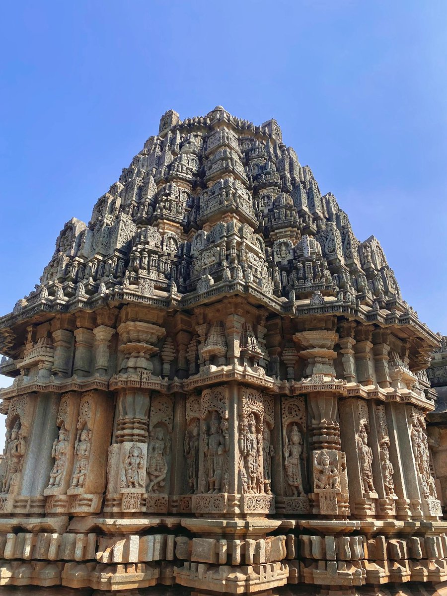 hindu architecture is supreme of all ☀️🛐
