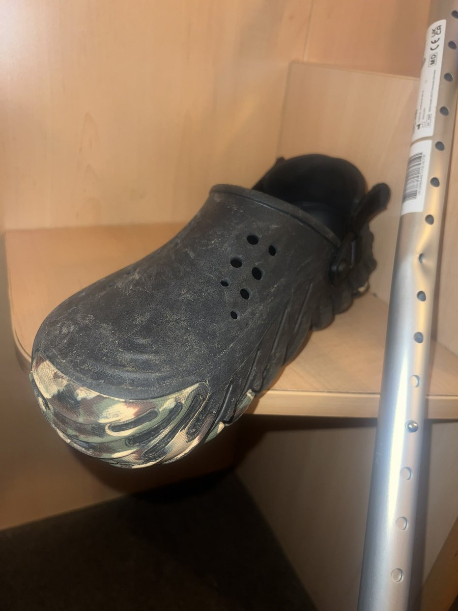 Heavily worn crocs 👃👃