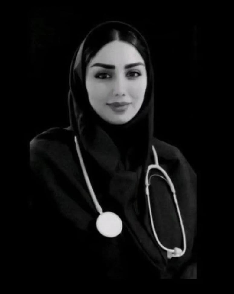 #الهام_احدی پرستار و مادری بود که به تنهایی سرپرستی سه فرزندش را به عهده داشت.
 ۱۸ دیماه در کرج با اصابت گلوله به قلبش کشته شد.
به خانواده اجازه چاپ اعلامیه فوت ندادند،
پیکر الهام را در آرامستان «بهشت علی» در بیابان‌های هشتگرد به خاک سپردند.