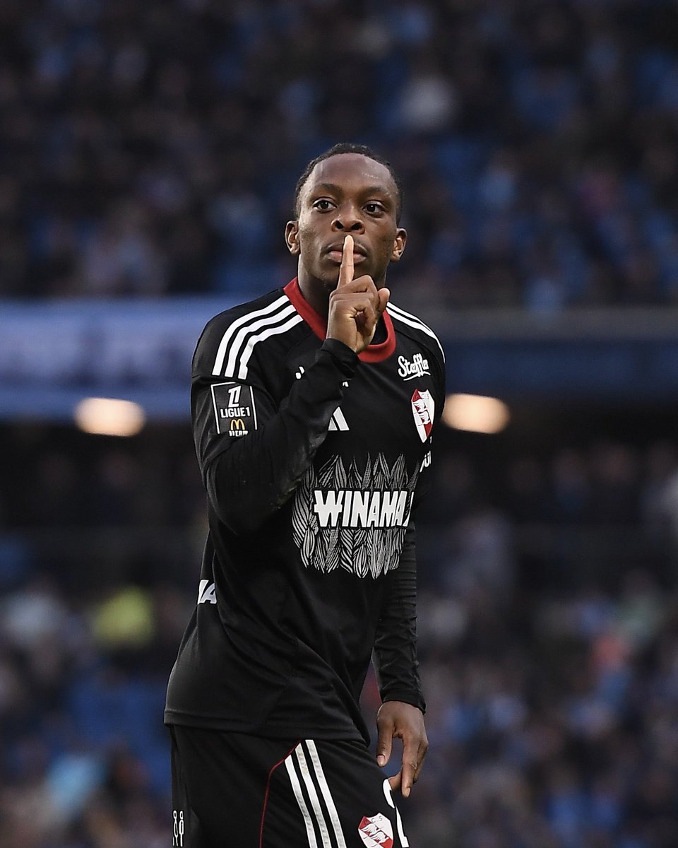 Instant Foot ⚽️ tweet media