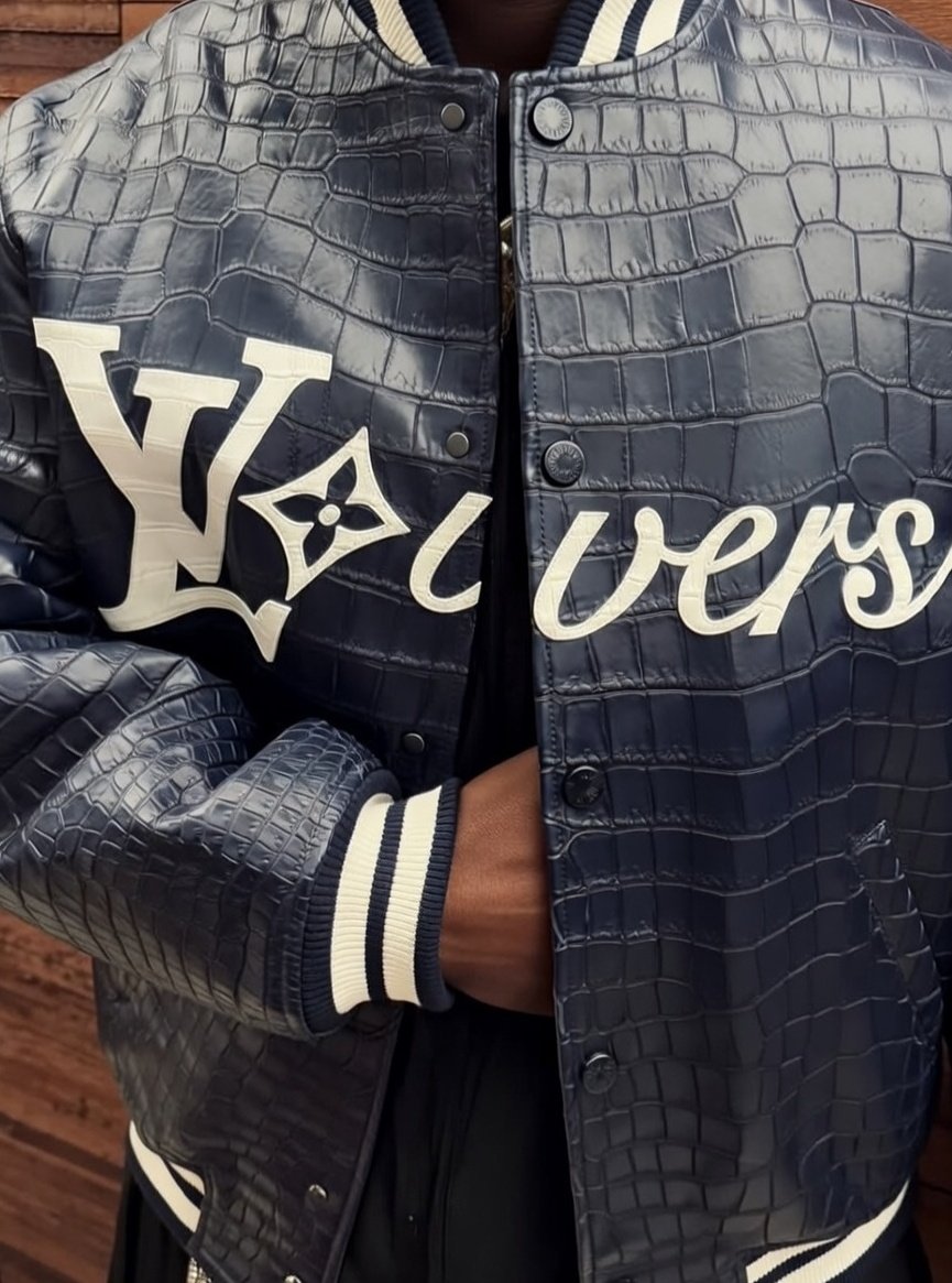 GAGEmusicx's tweet photo. Lord of the Fly 🕊 #DripGawd
LV✧ers ✨ @LouisVuitton @XFashion https://t.co/MQcxW2Zhsq