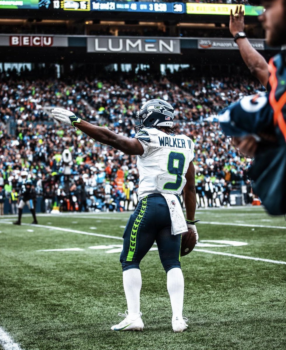 Si hoy anota touchdown Kenneth Walker III en el Súper Bowl: 

Voy a regalar $1,000 a una persona entre los comentarios y likes ❤️

Tienen que estarme siguiendo para participar.