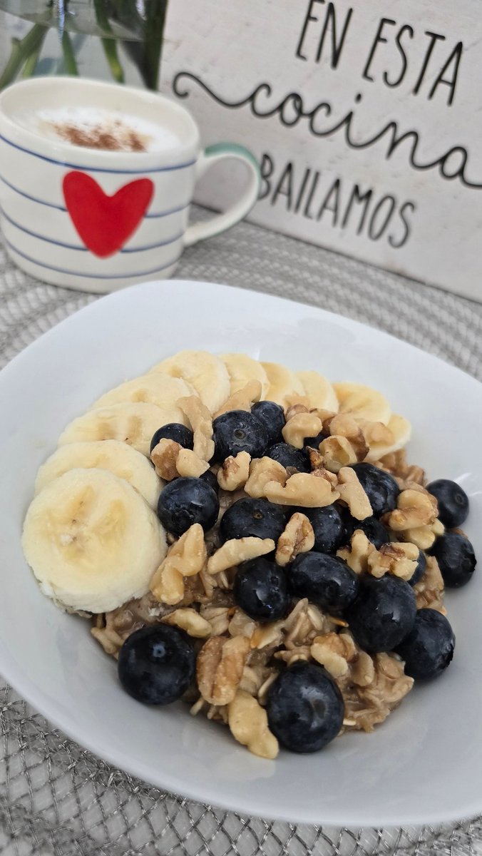 jcae2008's tweet image. Breakfast Vibes...
Oatmeal &amp;amp; Coffee
#CookingVibes #JdsKitchen